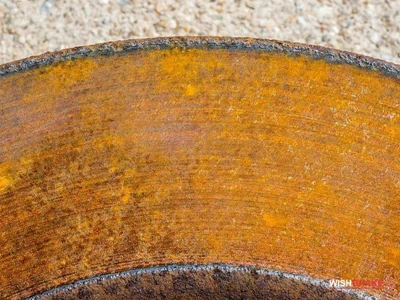 How Do I Clean Rust Off Brake Discs?